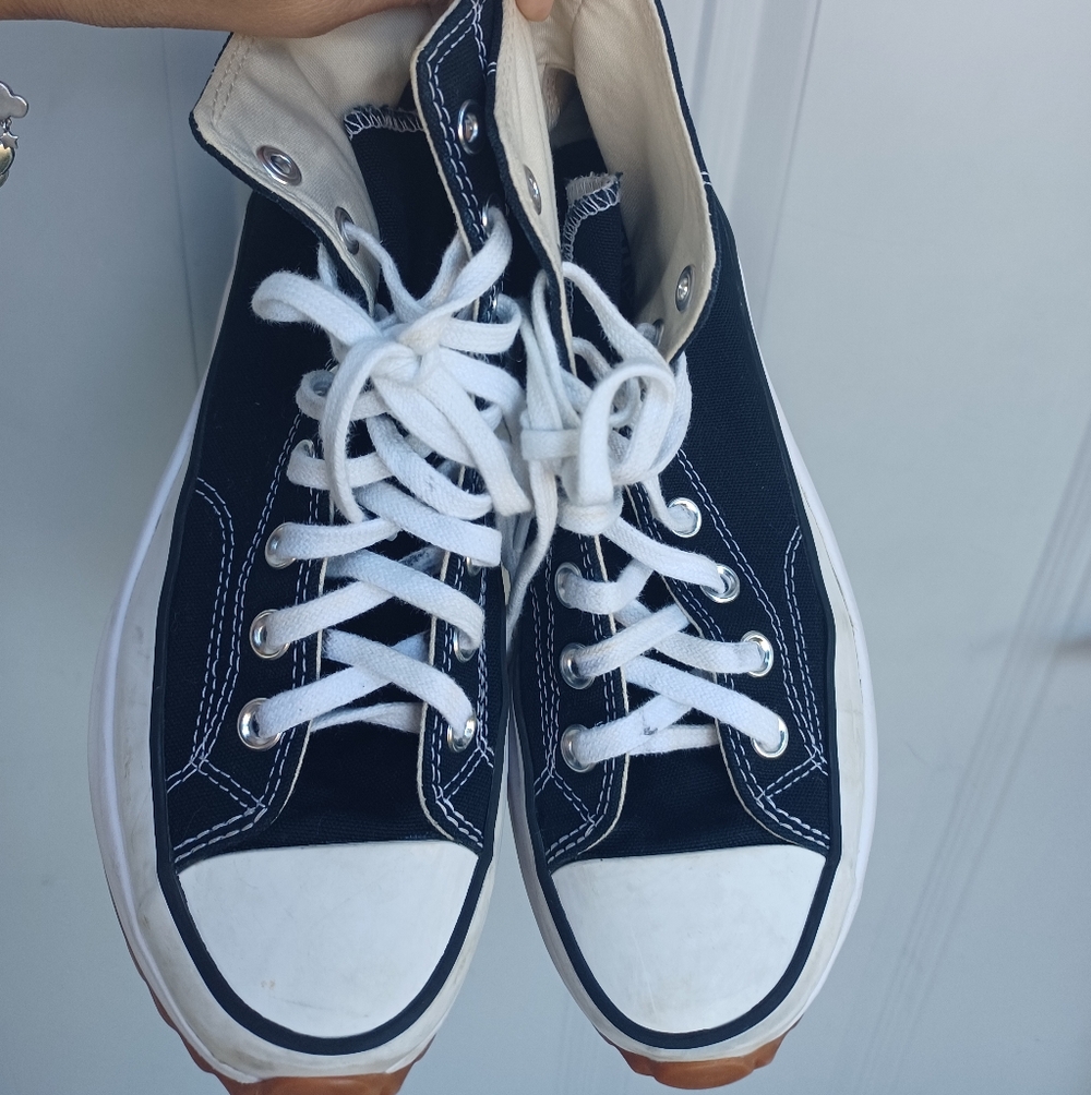Converse High Top Sneakers Black White Unisex Ladies Size 8.5
